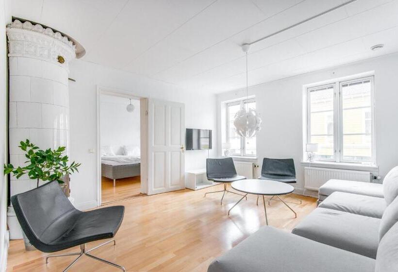 1 Sovrums Deluxe Lägenhet, City Apartments In Jonkoping