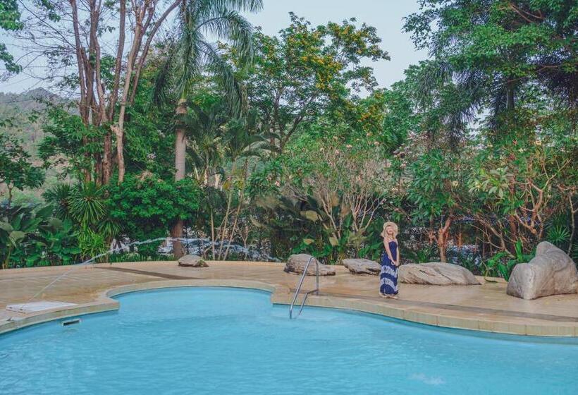 豪华家庭房间, Suan Sai Yok Resort