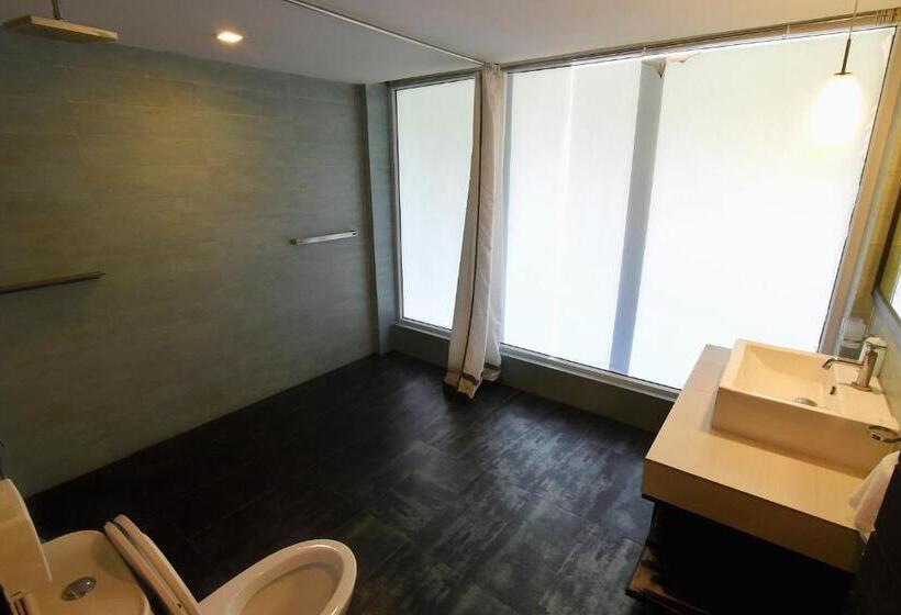 豪华家庭房间, Suan Sai Yok Resort