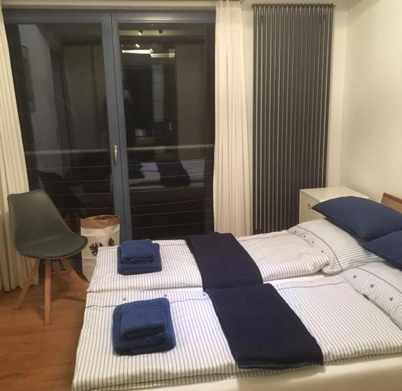 带1个卧室的顶楼公寓, Gästehaus/fewos/boardinghaus Lüneburg Süd