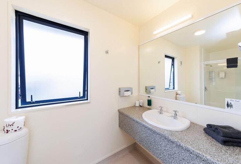 Студио Базик, Bella Vista Motel Palmerston North