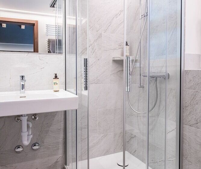 Quarto Superior, Basecamp