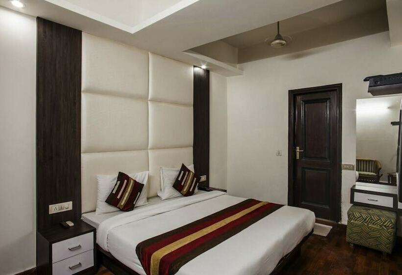 اتاق لوکس, Karat 87 Inn
