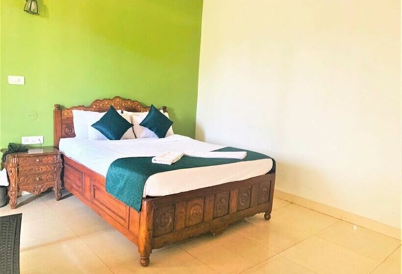 اتاق لوکس, Peninsula Beach Resort