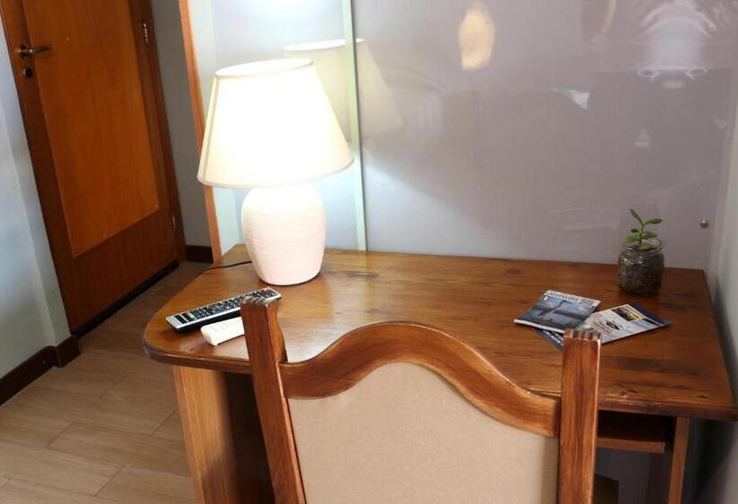 اتاق استاندارد سه تخته با بالکن, B&b La Murina