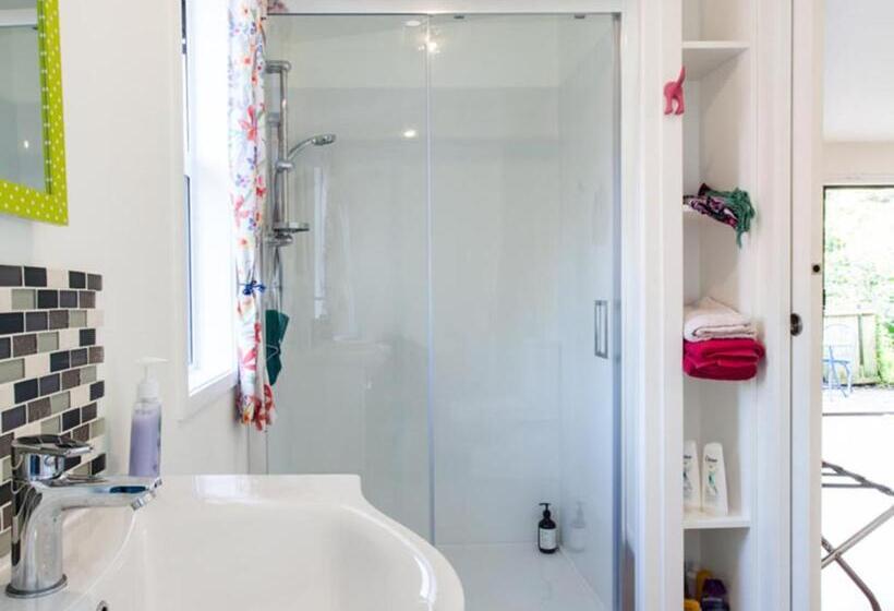 اتاق استاندارد, Waimoana Garden Accommodation