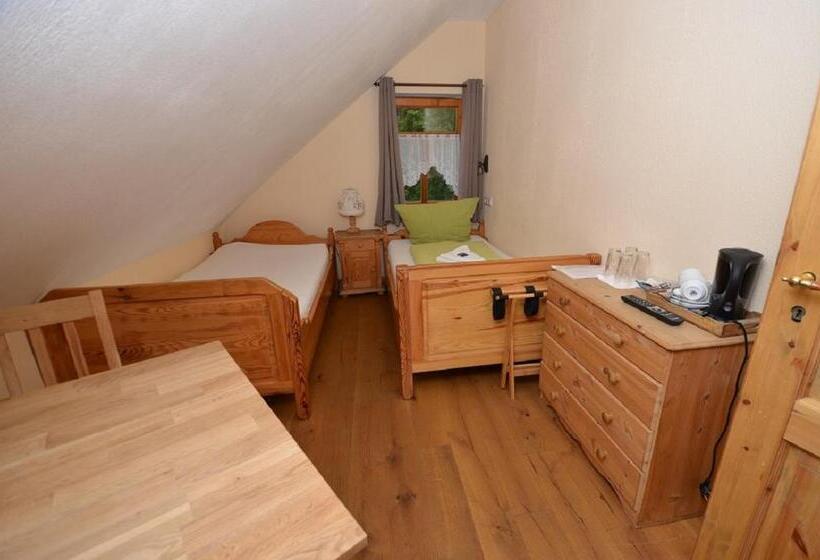 اتاق کلاسیک چهارنفره, Köhlerhütte
