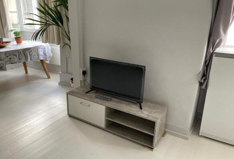 Студия Deluxe, Golden Cross Guesthouse