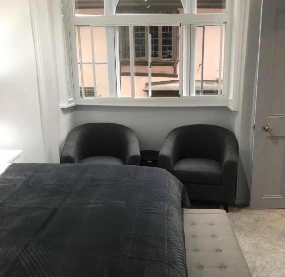 Студия Deluxe, Golden Cross Guesthouse
