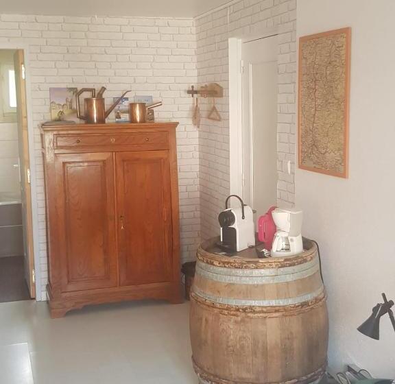 Номер Стандарт Вид на Сад, Chambre Au Tonneau
