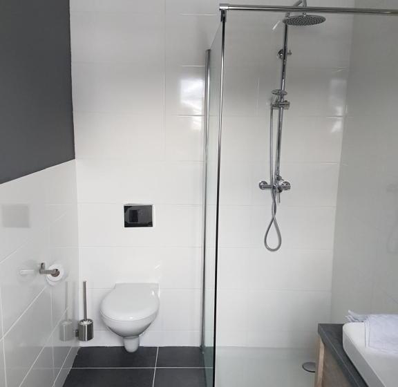 Номер Deluxe с Балконом, Haus Karina