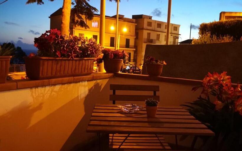 اتاق استاندارد با بالکن, La Casetta