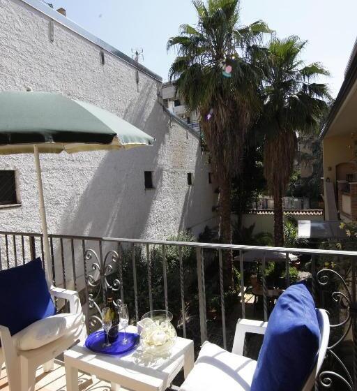 اتاق استاندارد با چشم‌انداز باغ, Residenza D Epoca B&b Celeste