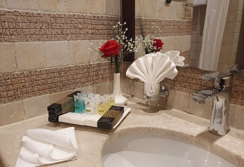 اتاق استاندارد چهار تخته, Dorrar Aleiman Royal