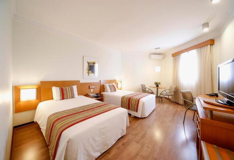 Номер Deluxe, Grand Hotel Royal Sorocaba By Atlantica