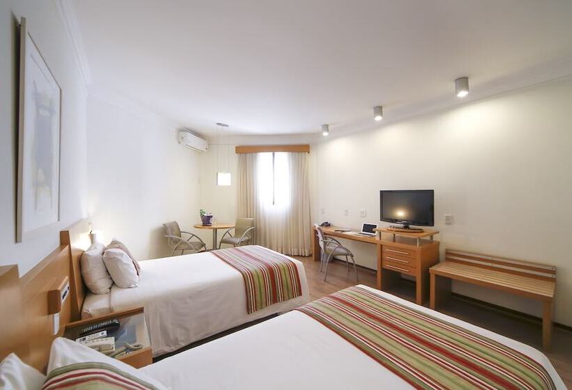 Номер Deluxe, Grand Hotel Royal Sorocaba By Atlantica
