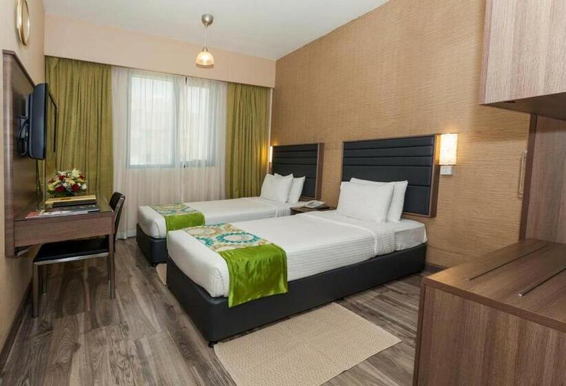 Номер Стандарт, Oasis Deira