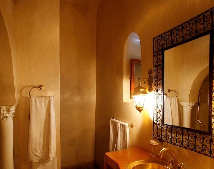سوییت خانوادگی, Riad Lena & Spa