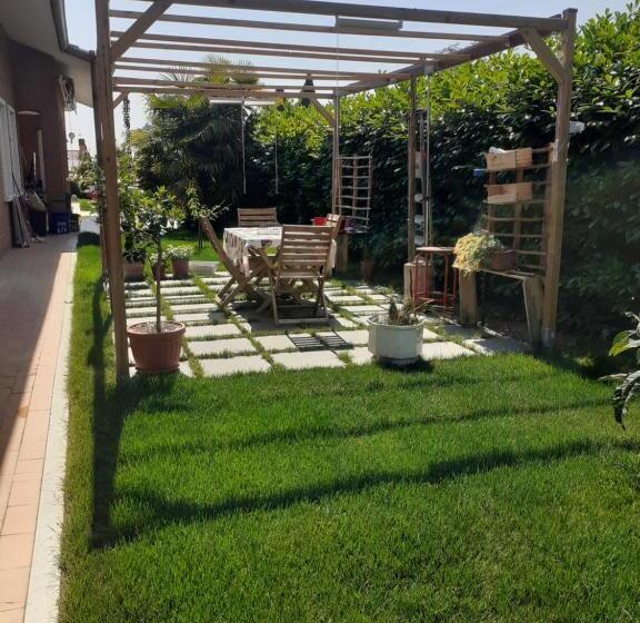 استودیوی سوپریور, Villa Magnolia Garda Lake