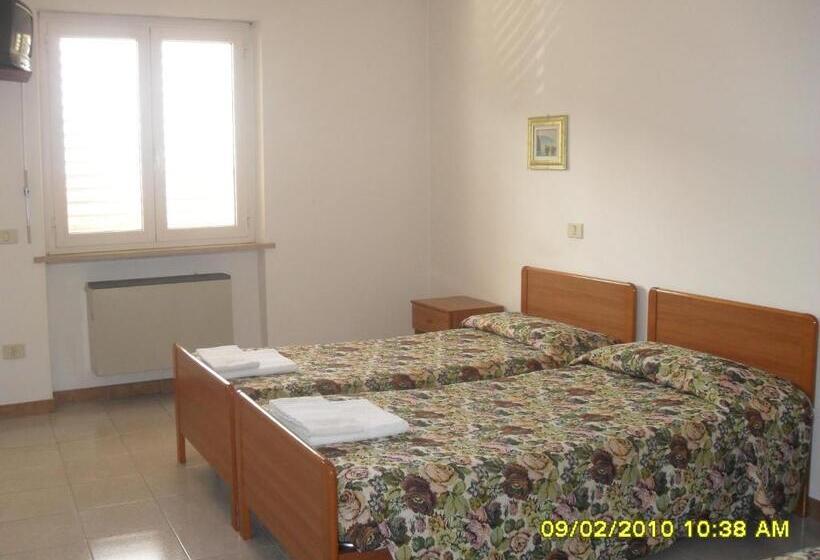 Апартаменты 2 Спальни, Residence La Collinetta