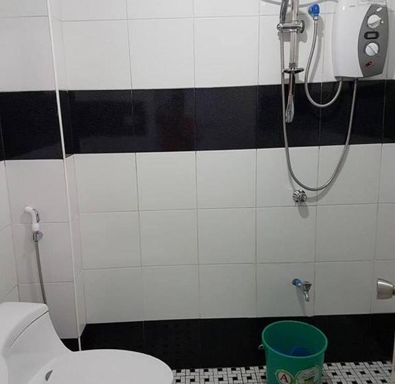 Четырехместный Номер Стандарт, N&j Lopez Lodging House