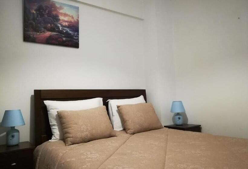 Апартаменты 3 Спальни, Vina S Place