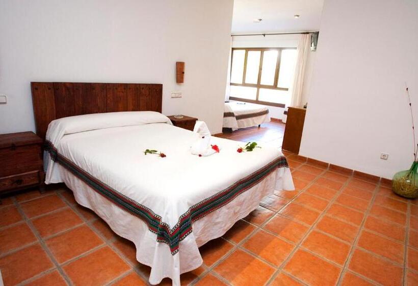 Семейный Номер Вид на Горы, Hostal Mulhacen
