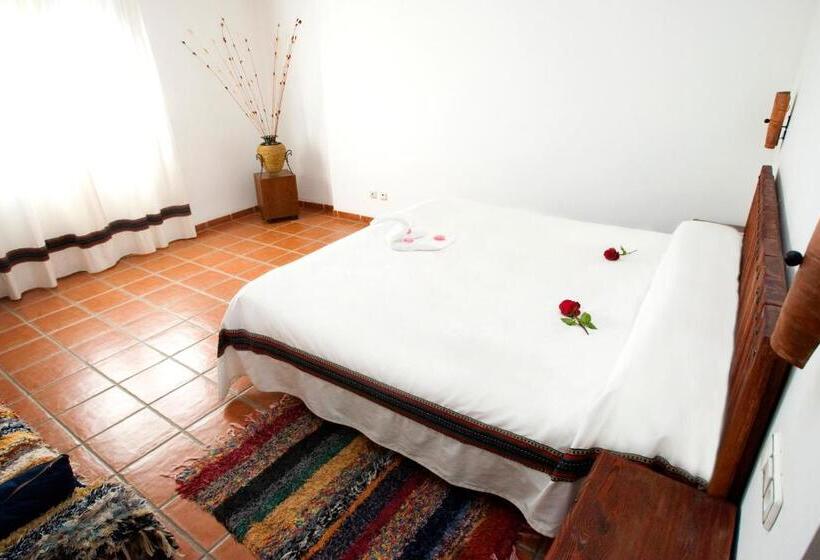 Номер Deluxe Кровать Кинг, Hostal Mulhacen