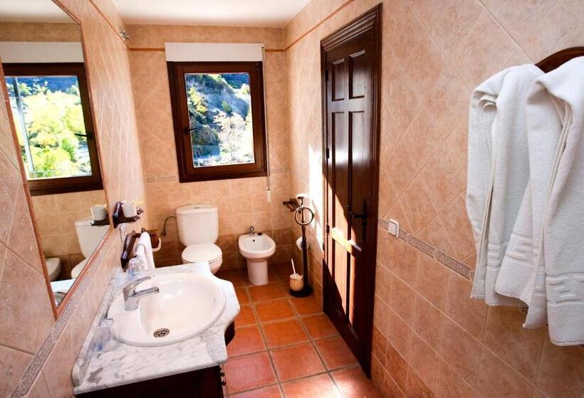 バルコニー付きスタンダードルーム, Hostal Mulhacen