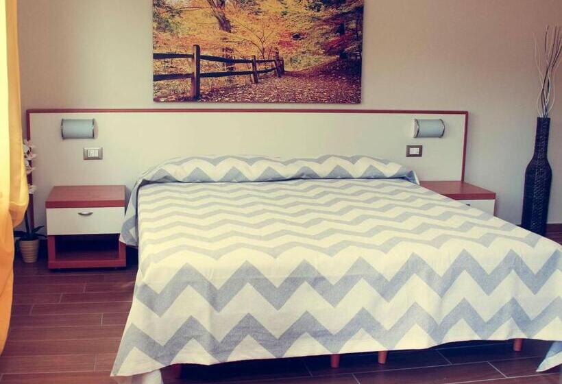 Номер Стандарт Трехместный, B&b Tina