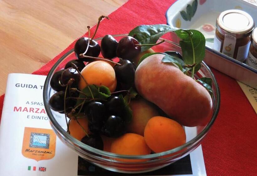 اتاق استاندارد, Etna Hiking B&b