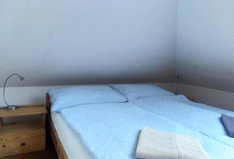 Люкс Семейный 2 Спальни, Guesthouse Castello Del Nucleo
