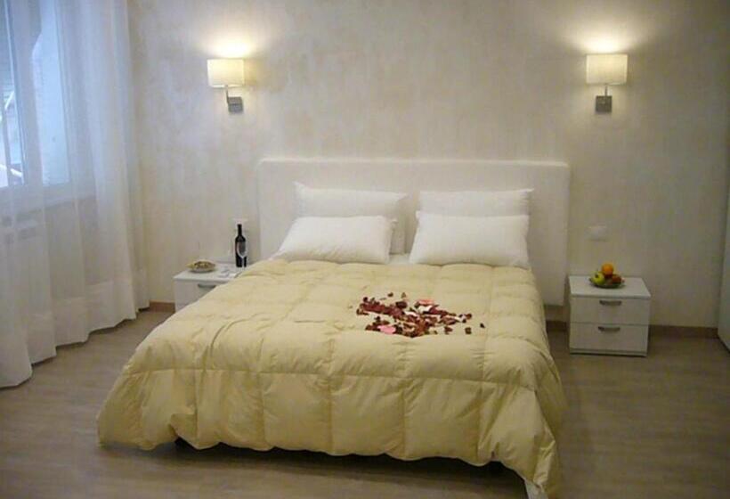 اتاق استاندارد سه نفره, Grignetti Bed