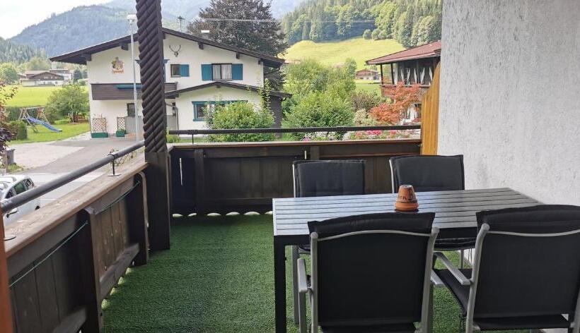 Апартаменты Superior 1 Спальня, Chalet Tirol Waidring