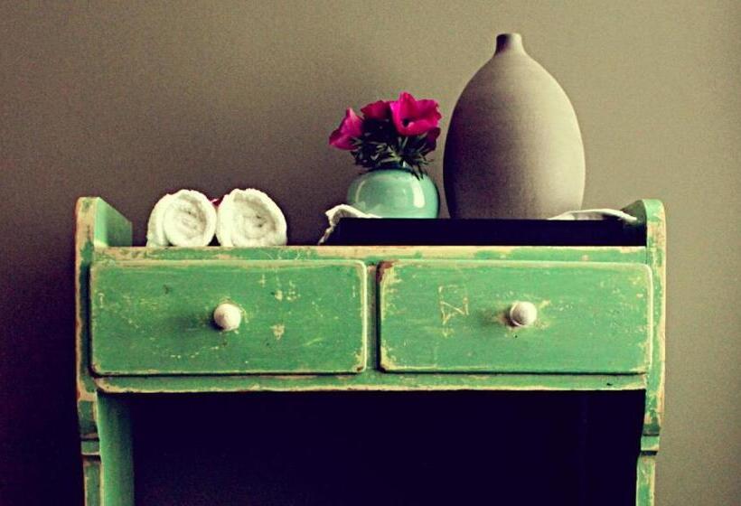 اتاق لوکس, Maison Indochine
