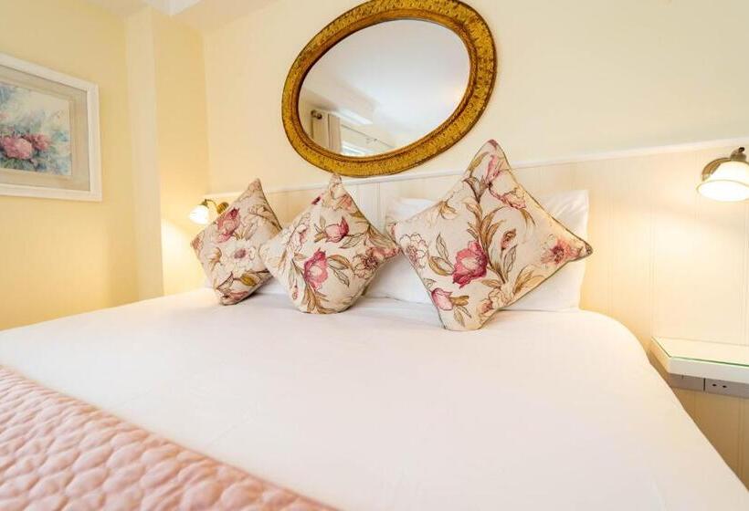 اتاق استاندارد سه نفره, Ashe S Accommodation