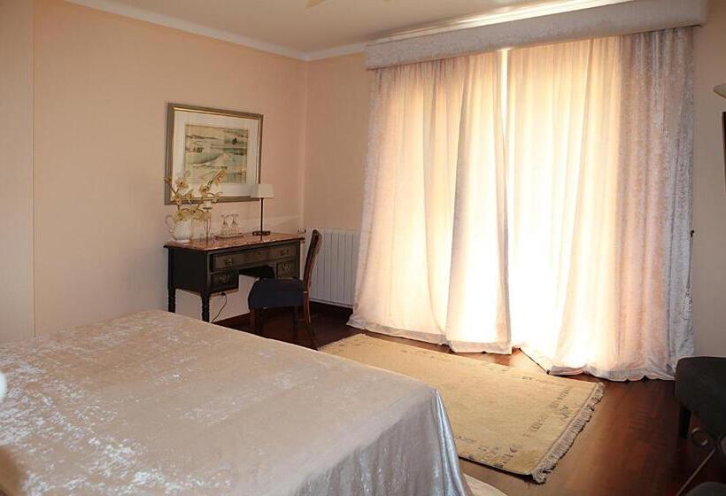 سوییت, Vila De Sol