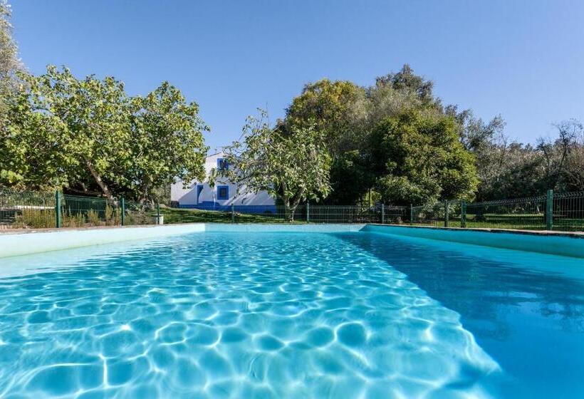 خانه 4 خوابه, Monte Do Serrado De Baixo