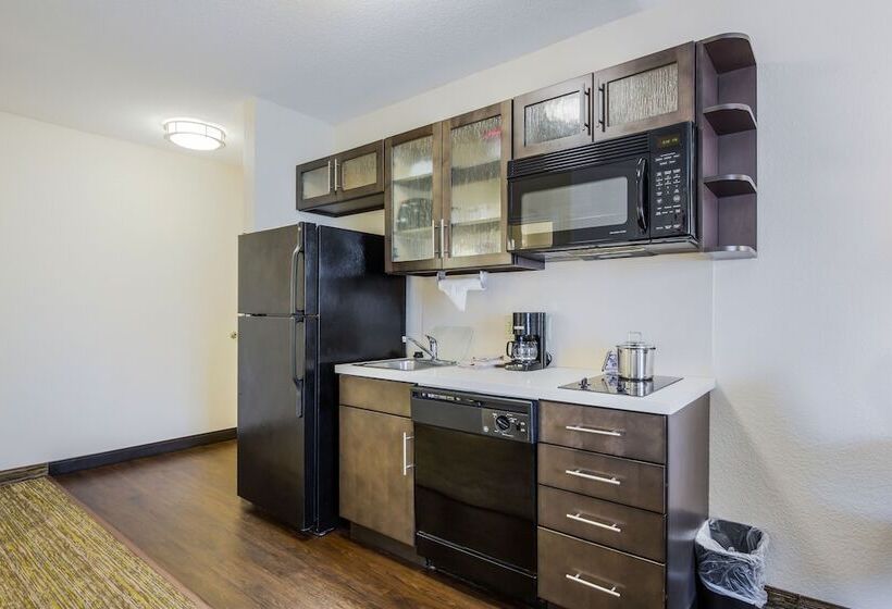 استودیوی استاندارد, Candlewood Suites Virginia Beach Town Center, An Ihg