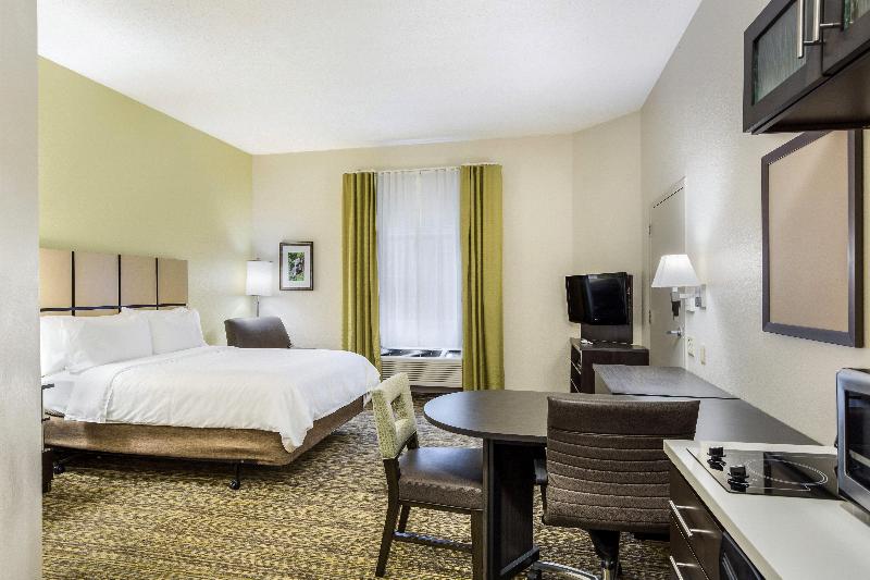 سوئیت با تخت بزرگ, Candlewood Suites Virginia Beach Town Center, An Ihg