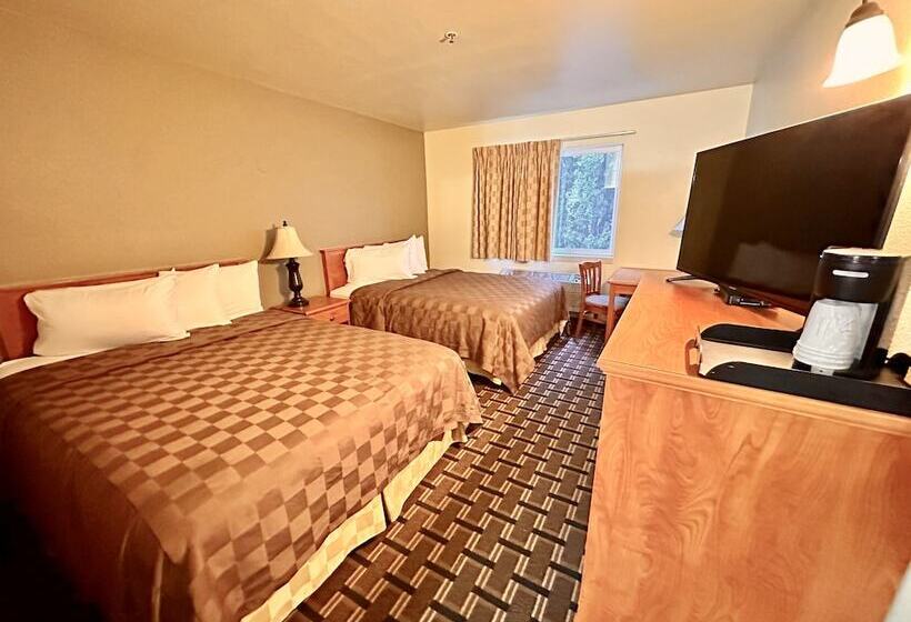 Номер Стандарт 2 Двуспальные Кровати, Fairbridge Inn & Suites Kellogg