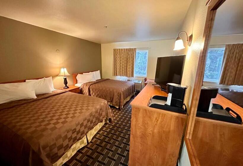 Номер Стандарт 2 Двуспальные Кровати, Fairbridge Inn & Suites Kellogg