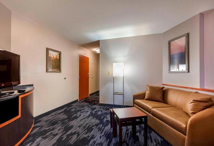 Люкс Кровать Кинг, Fairfield Inn & Suites Columbus