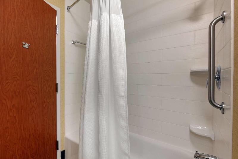 غرفة قياسية سرير كينج, Fairfield Inn & Suites Columbus