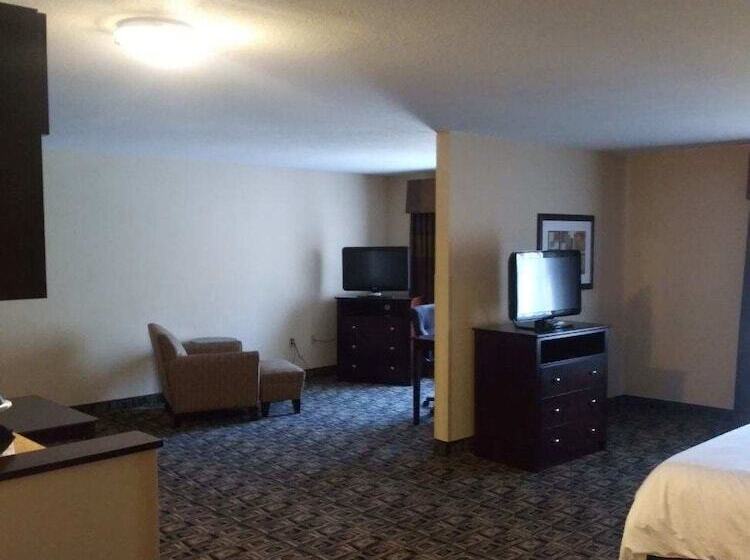 Люкс, Holiday Inn Express & Suites Zanesville North, An Ihg
