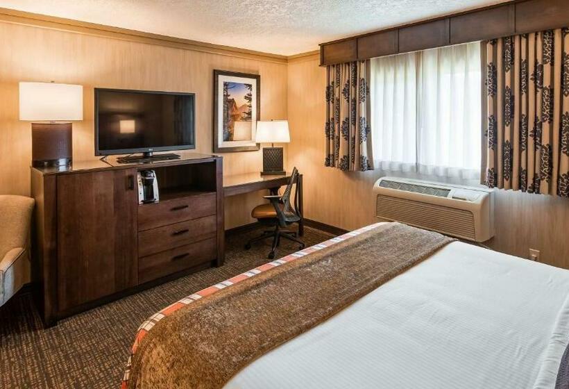 适合残疾人士使用的带超级大床的标准间, Best Western Plus Flathead Lake Inn And Suites