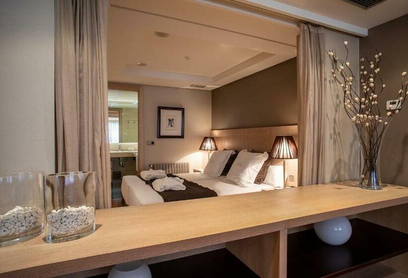 Estudio Superior, Washington Parquesol Suites &