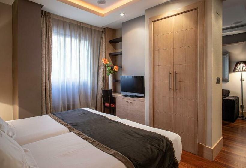 استودیوی سوپریور, Washington Parquesol Suites &