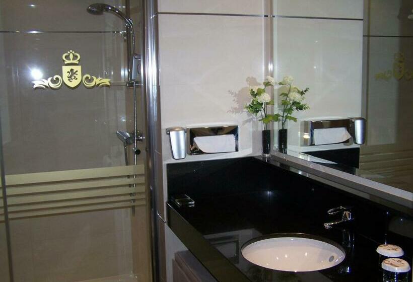 Estudio Superior, Washington Parquesol Suites &