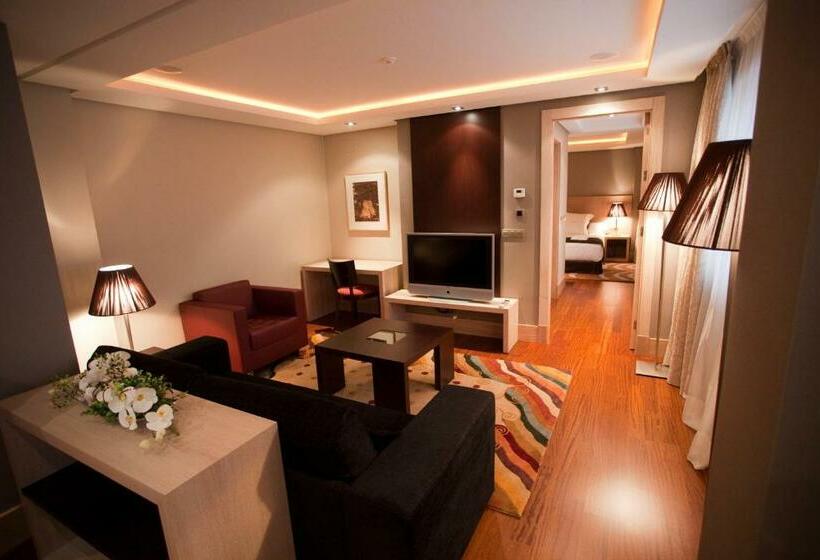 استودیوی سوپریور, Washington Parquesol Suites &